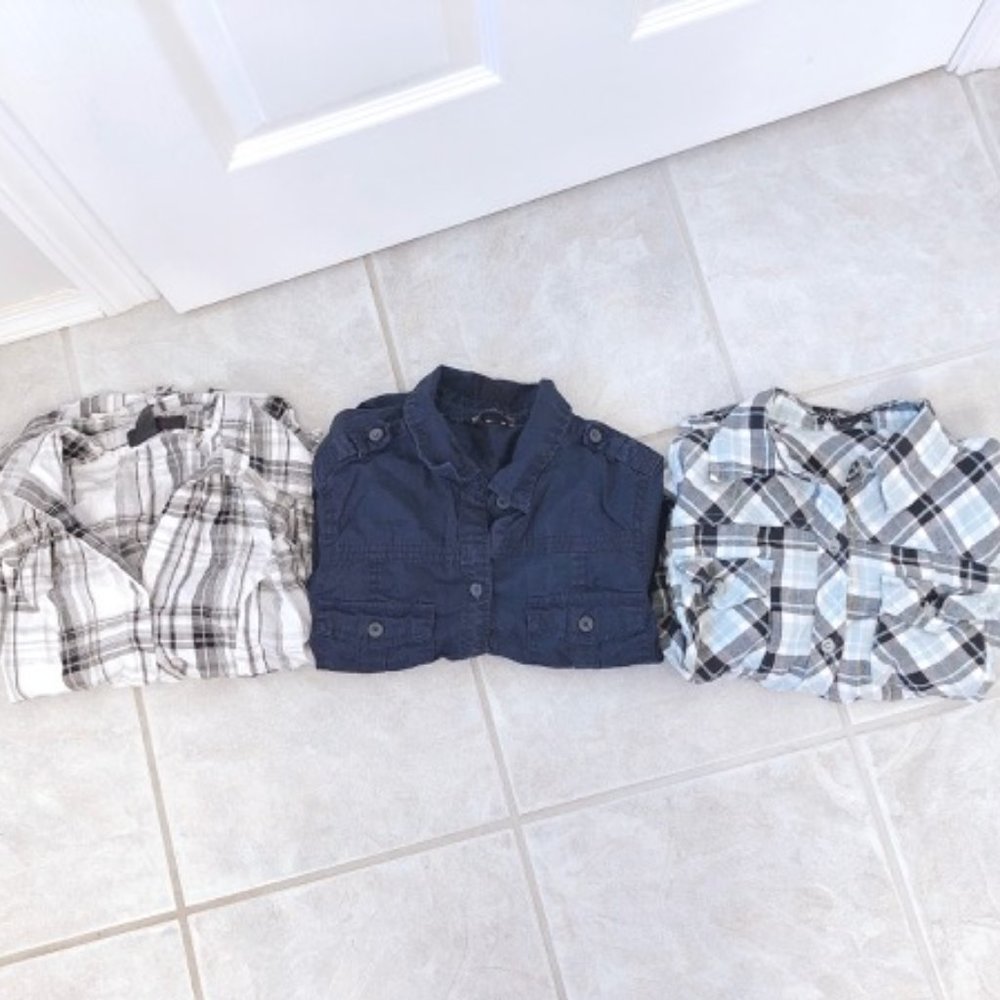 LIKE NEW 3 Collar Shirts Bundle Top with Buttons Blue Size Small
